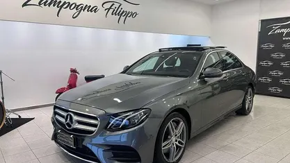 Grigio Usata 2016 Mercedes E350 AMG line Tre volumi | 27.990 € (Buon prezzo)