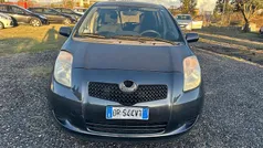Usata 2008 Toyota Yaris Sol Tre volumi | 3500 € (Ottimo prezzo)
