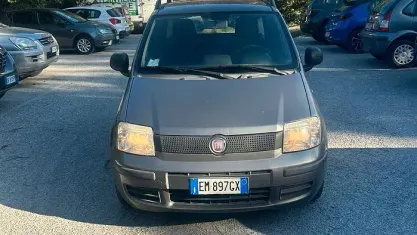 Usata Fiat Panda Emotion 69 CV (50 kW) 2012 Grigio Utilitaria