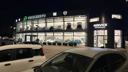 Usata Citroën C3 83 CV (61 kW) 2023 Grigio Utilitaria
