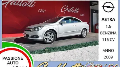 Usata Opel Astra Cabriolet Cosmo 116 CV (85 kW) 2009 Argento Cabrio