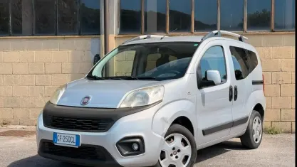 Usata Fiat Qubo Active 80 CV (58 kW) 2017 Grigio Monovolume