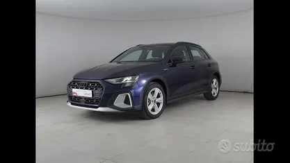 Blu Usata 2025 Audi A3 Business Berlina | 37.400 € (Buon prezzo)