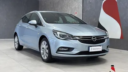 Argento Usata 2019 Opel Astra Dynamic Tre volumi | 6950 € (Super prezzo)