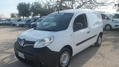 Usata Renault Kangoo 116 CV (85 kW) 2020 Bianco Monovolume