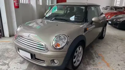 Usata Mini Cooper 120 CV (88 kW) 2007 Grigio Utilitaria