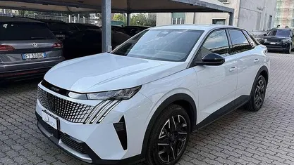 Gebraucht Peugeot 3008 Allure 136 PS (100 kW) 2025 Weiß SUV