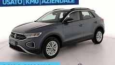 Petroleum blue metallizzato nero Usata 2024 VW T-Roc Life SUV | 28.500 € (Buon prezzo)