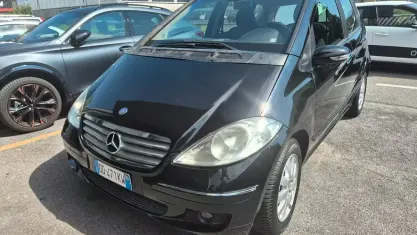 Usata Mercedes A180 109 CV (80 kW) 2006 Nero Berlina