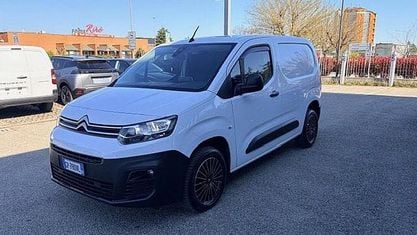 Usata Citroën Berlingo 131 CV (96 kW) 2023 Bianco Monovolume