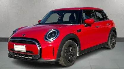 Usata Mini ONE Classic 75 CV (55 kW) 2022 Chili red Utilitaria