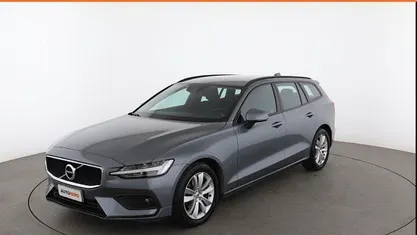 Grigio Usata 2020 Volvo V60 Business Edition Station wagon | 19.099 € (Buon prezzo)