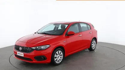 Rosso Usata 2019 Fiat Tipo Easy Tre volumi | 11.699 € (Buon prezzo)