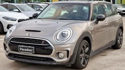 Grigio Usata 2019 Mini Cooper Clubman Hype Station wagon | 19.700 € (Buon prezzo)