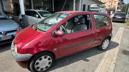 Usata Renault Twingo 58 CV (42 kW) 2005 Rosso Utilitaria