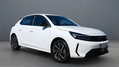Usata Opel Corsa 101 CV (74 kW) 2025 Utilitaria