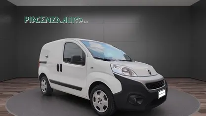 Bianco Usata 2018 Fiat Fiorino Monovolume | 6500 € (Buon prezzo)