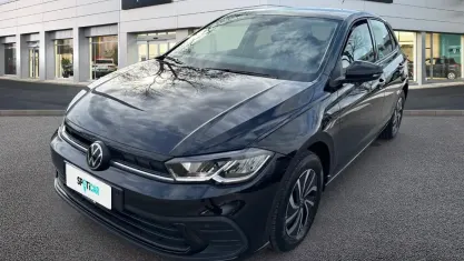 Begagnad VW Polo 95 HK (69 kW) 2023 Svart Halvkombi