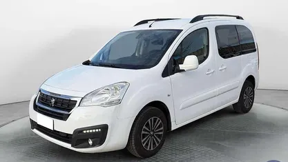 Bianco Usata 2017 Peugeot Partner Tepee Active Monovolume | 11.700 € (Buon prezzo)