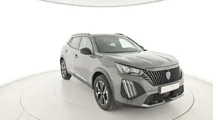 Usata Peugeot 2008 Allure 101 CV (74 kW) 2025 Grigio SUV