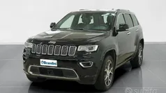 Nero Usata 2019 Jeep Grand Cherokee Overland SUV | 28.200 € (Buon prezzo)