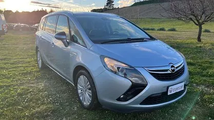Usata Opel Zafira Cosmo 136 CV (100 kW) 2016 Argento Monovolume