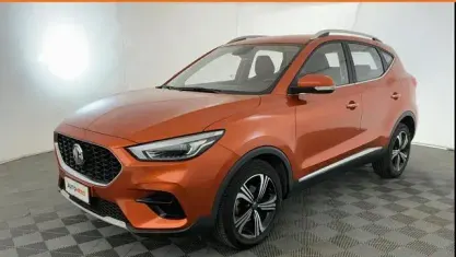 Usata MG ZS Comfort 106 CV (77 kW) 2023 Arancio SUV