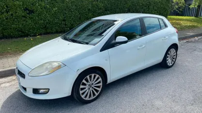 Usata Fiat Bravo Dynamic 90 CV (66 kW) 2009 Bianco Utilitaria