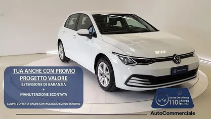Usata VW Golf VIII Life 131 CV (96 kW) 2023 Bianco Berlina
