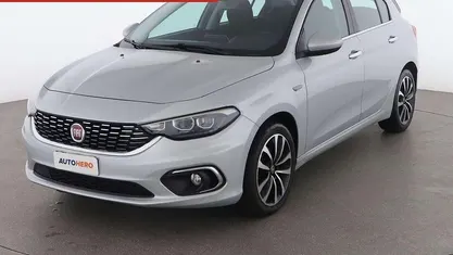 Argento Usata 2020 Fiat Tipo Lounge Tre volumi | 9699 € (Ottimo prezzo)
