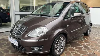 Usata 2010 Lancia Musa S Monovolume | 4900 € (Buon prezzo)