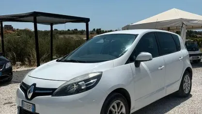Usata Renault Scénic XMOD 110 CV (80 kW) 2014 Bianco Monovolume