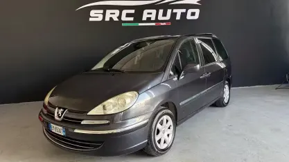 Usata Peugeot 807 163 CV (119 kW) 2012 Nero Monovolume
