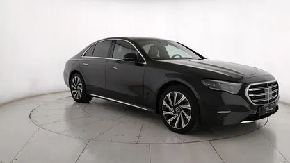 Usata Mercedes E300 AMG Line Premium Plus 197 CV (144 kW) 2024 Berlina