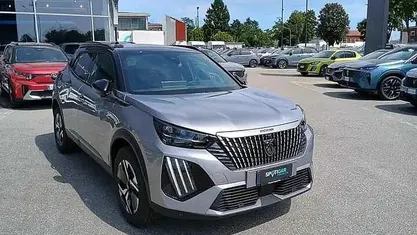 Usata 2025 Peugeot 2008 GT SUV | 28.950 € (Buon prezzo)