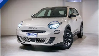 Usata Fiat 600 Pop 110 CV (80 kW) 2024 Beige SUV
