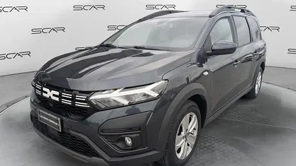 Usata Dacia Jogger Expression 101 CV (74 kW) 2023 Monovolume