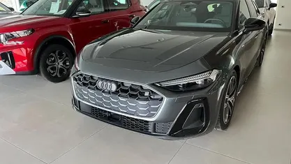 Nuova Audi A5 S-Line 367 CV (269 kW) 2025 Nero Station wagon