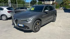 Grigio Usata 2018 Alfa Romeo Stelvio Executive SUV | 24.900 € (Buon prezzo)