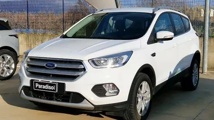 Usata Ford Kuga Business Edition 120 CV (88 kW) 2019 Bianco SUV