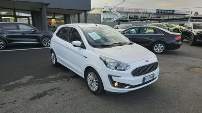 003bianco Usata 2018 Ford Ka Plus Ultimate Due volumi | 7900 € (Ottimo prezzo)