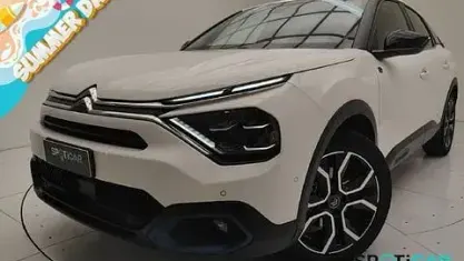 Usata Citroën e-C4 Shine 100 kW (136 CV) 2022 Bianco Utilitaria
