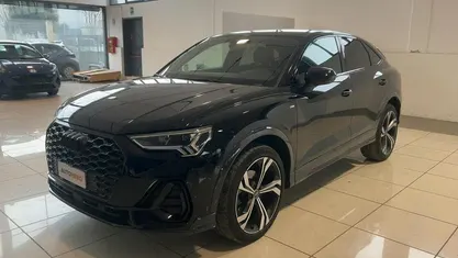 Usata Audi Q3 Sportback S-Line 150 CV (110 kW) 2023 Nero SUV