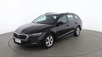 Nero Usata 2021 Skoda Octavia Executive Station wagon | 14.799 € (Buon prezzo)