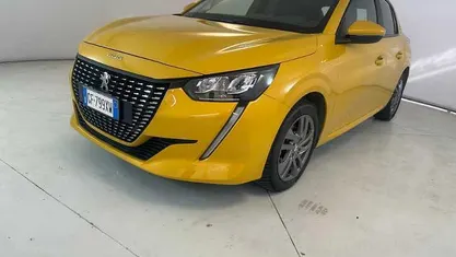 Usata Peugeot 208 Active 75 CV (55 kW) 2021 Giallo Utilitaria