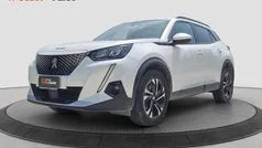 Bianco Usata 2022 Peugeot e-2008 Allure SUV | 19.900 € (Buon prezzo)
