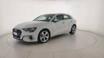 Usata 2022 Audi A3 Advanced Tre volumi | 26.400 € (Buon prezzo)