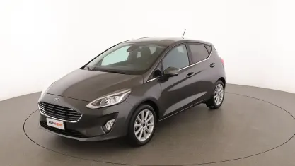 Usata Ford Fiesta Titanium 101 CV (74 kW) 2018 Grigio Utilitaria
