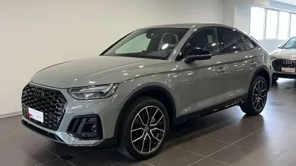 Grigio Usata 2022 Audi Q5 Sportback Ambiente SUV | 47.000 € (Molto cara)