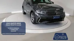 Grigio scuro Usata 2023 VW Tiguan R-line SUV | 35.400 € (Buon prezzo)